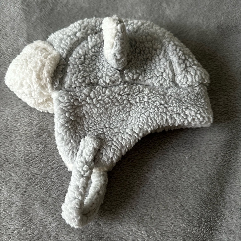 Infant Teddy Bear Hat Trapper Hat Size 0-6 Months GUC
